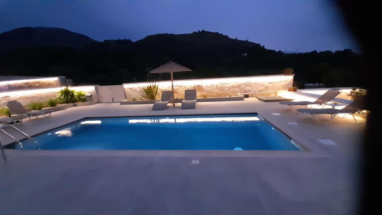 Georgioupoli Studio 2 With A Pool And Lake Views Exterior foto